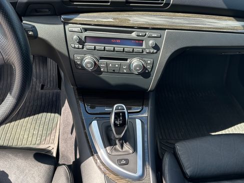 Used 2013 BMW 135i Coupe image 16