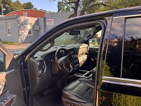 Used 2020 GMC Sierra 1500 Denali AWD/4WD image 17