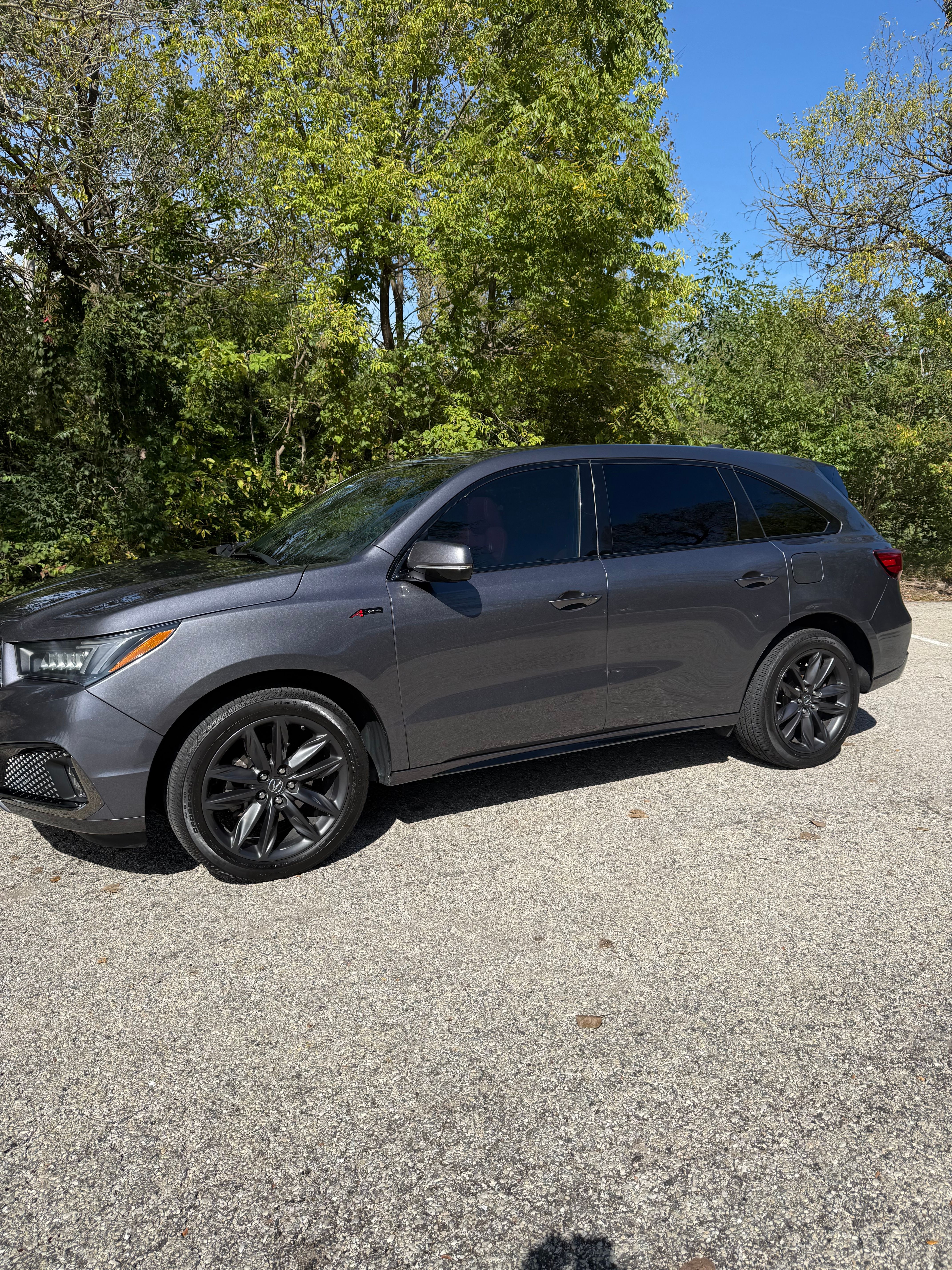 Used 2020 Acura MDX w/ Technology Package AWD/4WD image 2