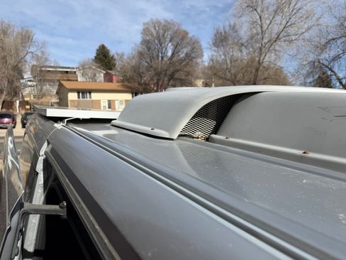 Used 2012 Mercedes-Benz Sprinter 2500 image 10