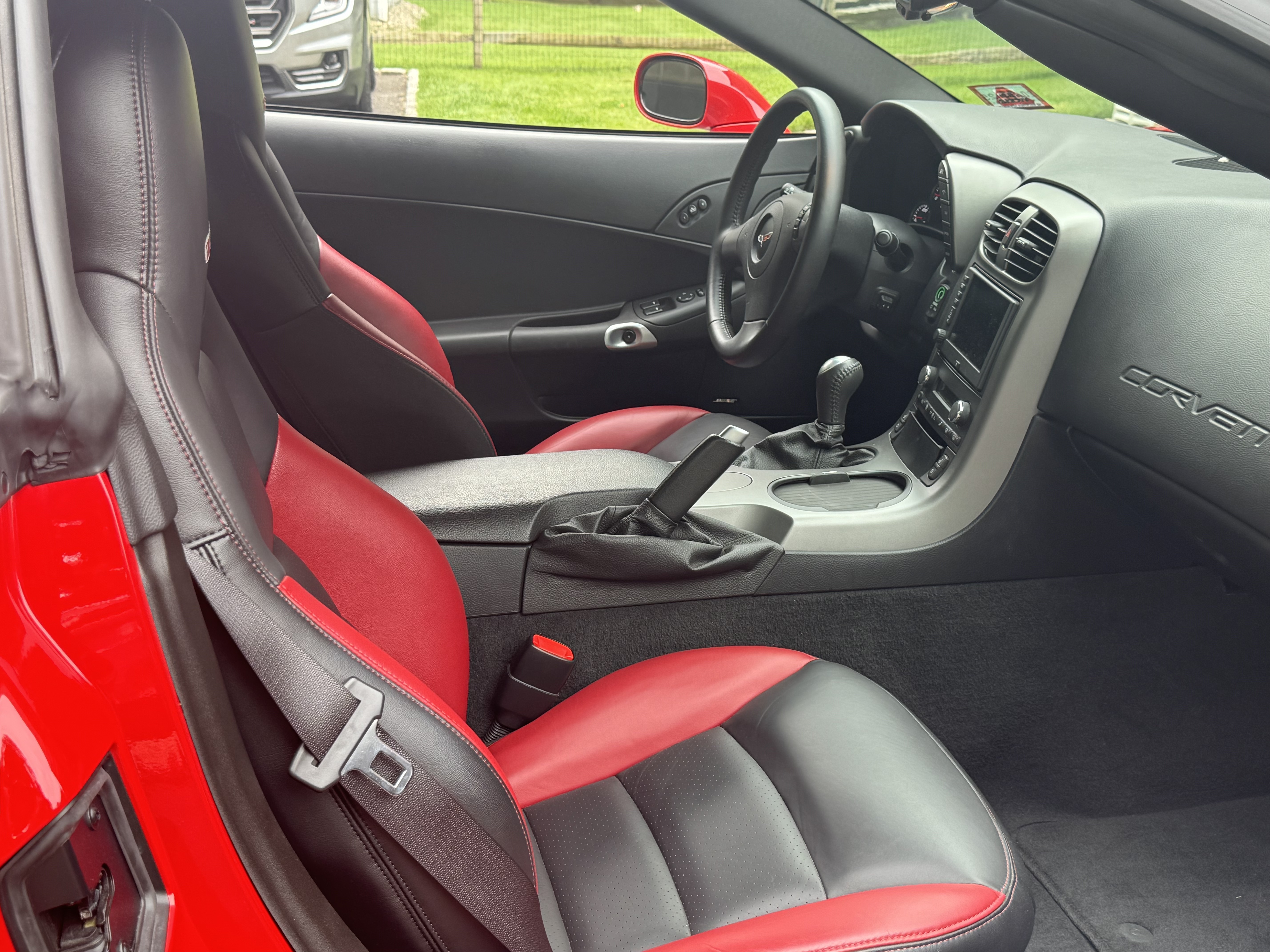 Used 2007 Chevrolet Corvette Z06 w/ Preferred Equipment Group RWD image 13