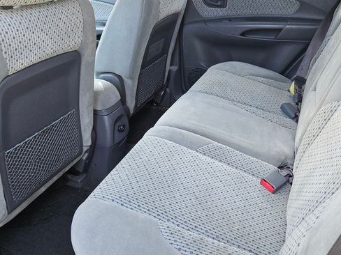 Used 2005 Hyundai Tucson GLS image 8