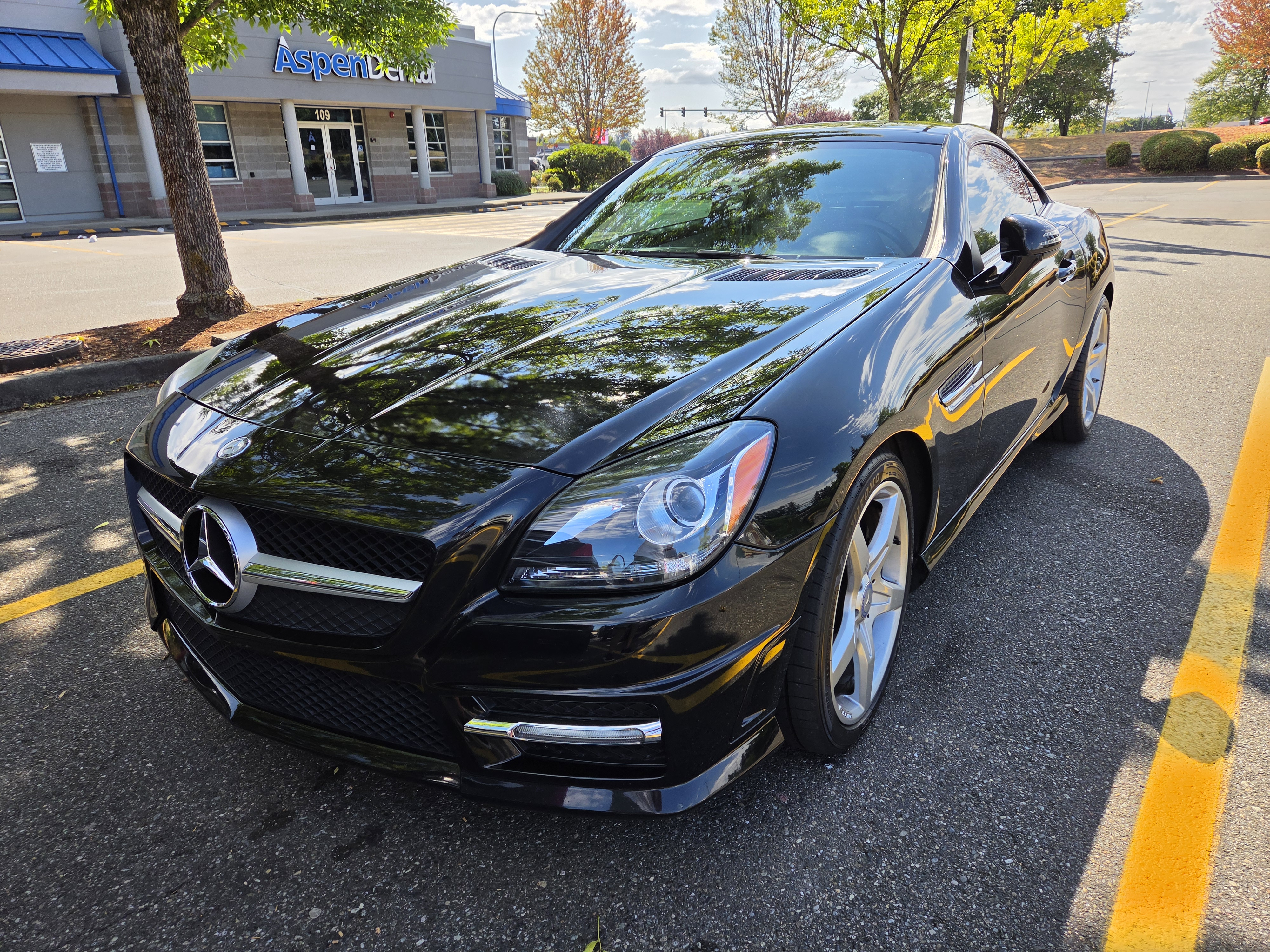 Used 2013 Mercedes-Benz SLK 250 w/ Premium I Pkg image 23