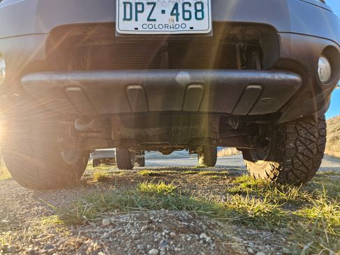 Used 2004 Nissan Xterra SE S/C w/ (SRF) Sunroof Pkg image 6