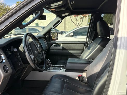 Used 2015 Ford Expedition EL Limited w/ Equipment Group 301A image 5
