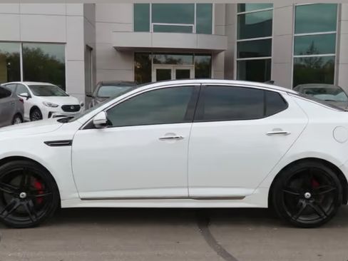 Used 2013 Kia Optima SX w/ Limited Pkg image 2