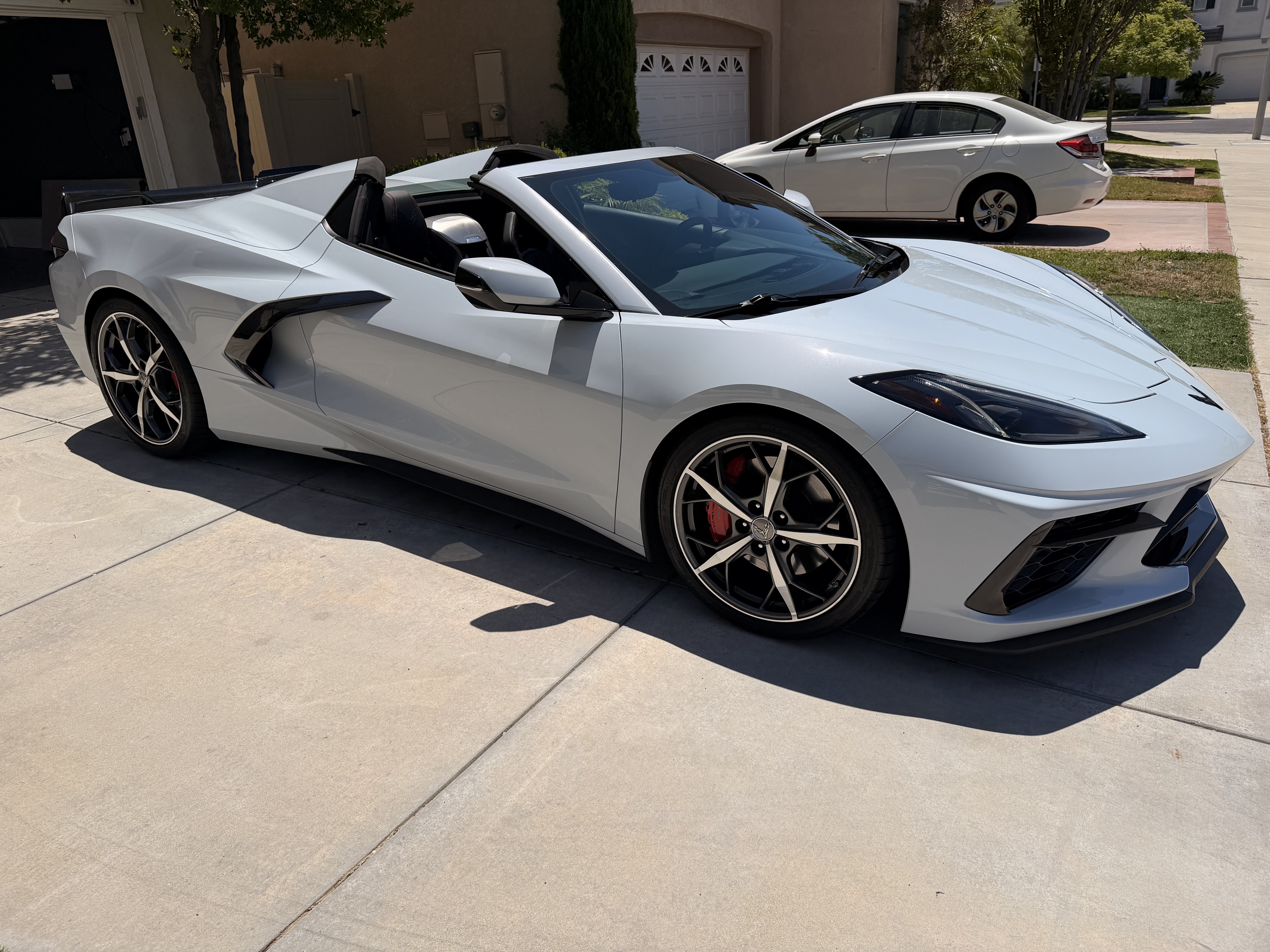 Used 2021 Chevrolet Corvette Stingray Premium Conv w/ Z51 Performance Package RWD image 6