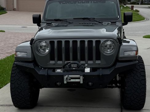 Used 2021 Jeep Wrangler Unlimited Sport w/ Sun And Sound Package AWD/4WD image 4