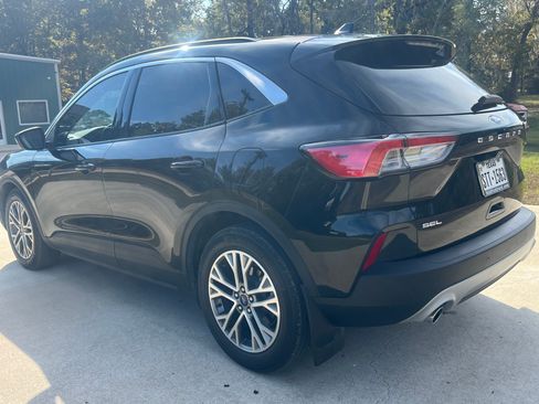 Used 2022 Ford Escape SEL image 5