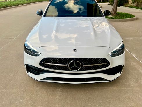 Used 2023 Mercedes-Benz C 300 4MATIC Sedan image 9