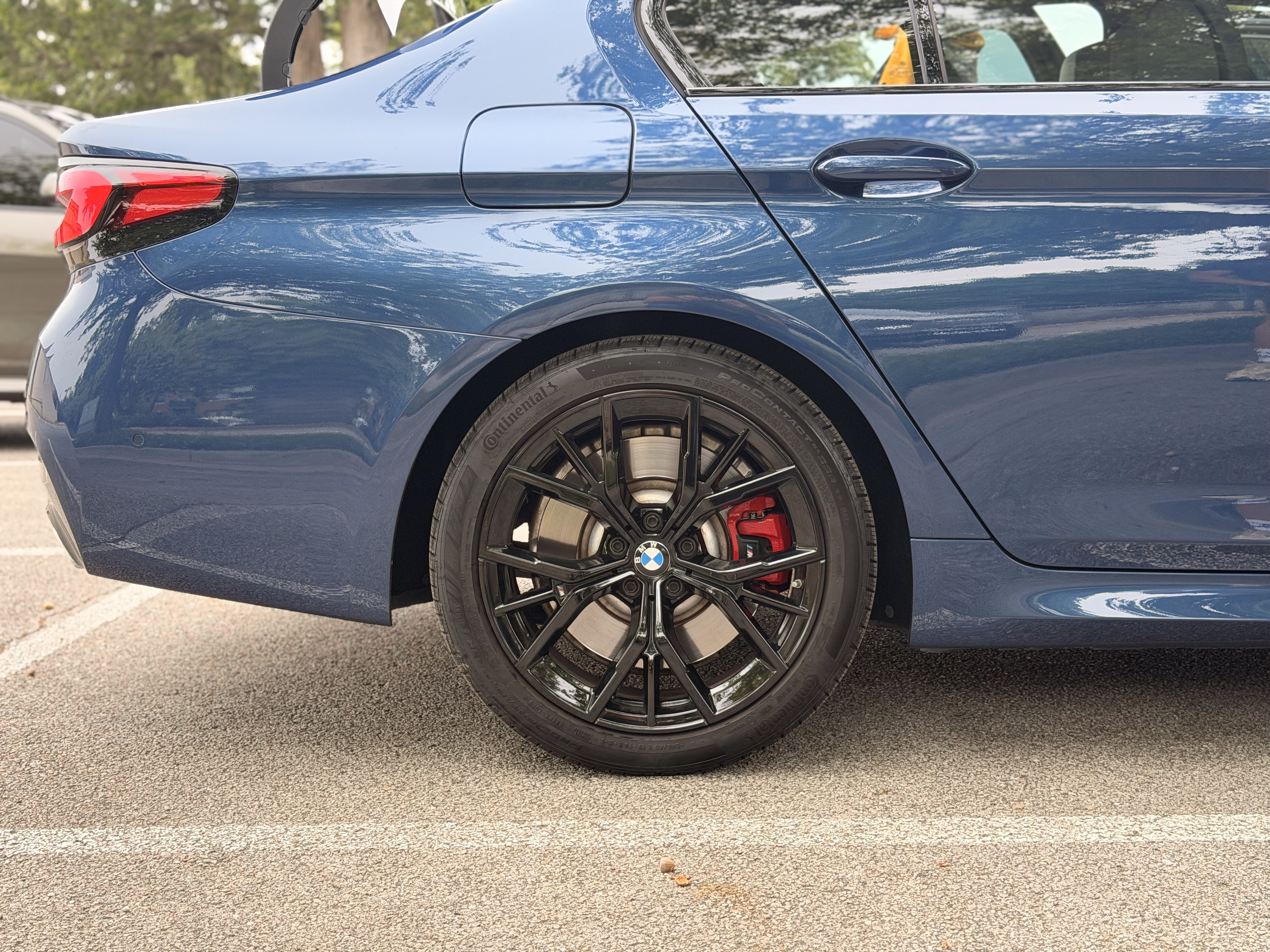 Used 2021 BMW 540i w/ Executive Package RWD image 14