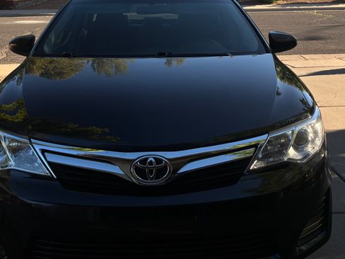Used 2012 Toyota Camry LE FWD image 10