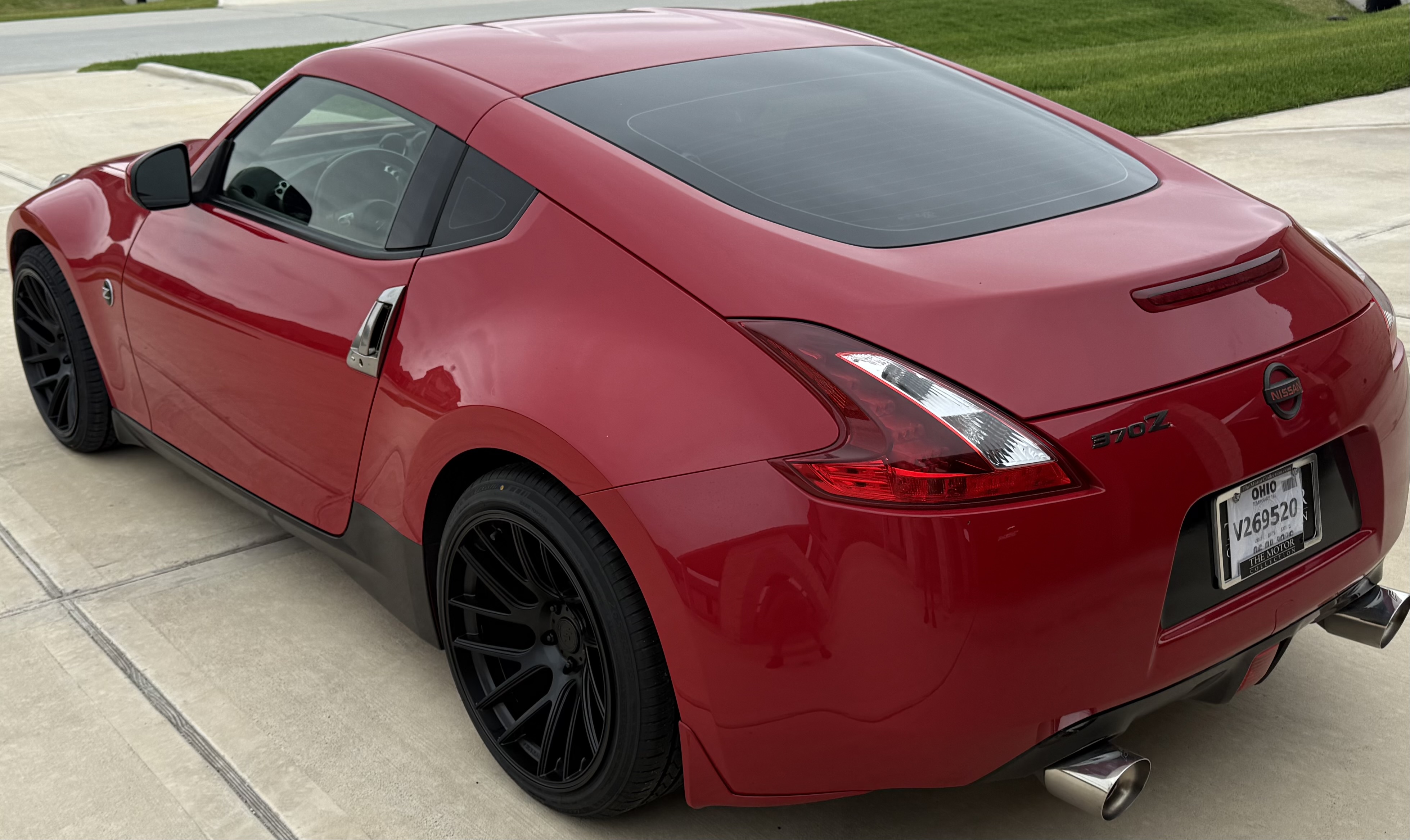 Used 2018 Nissan 370Z Coupe RWD image 9