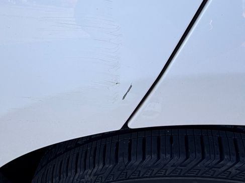 Used 2019 Jaguar F-PACE Prestige image 18