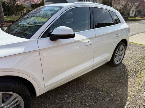 Used 2018 Audi Q5 Prestige w/ Prestige Package image 5