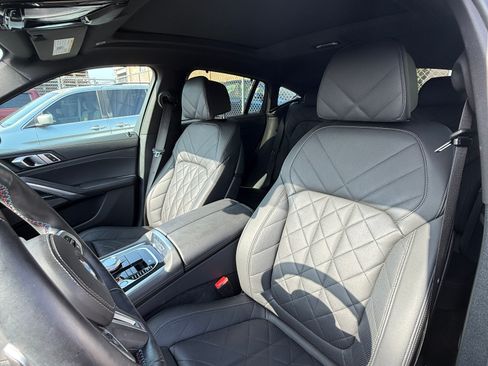 Used 2025 BMW X6 M60i w/ Executive Package image 11