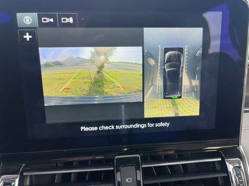 Used 2019 Lincoln Navigator Reserve AWD/4WD image 14