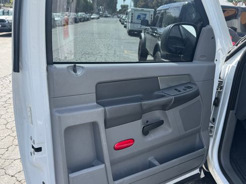 Used 2008 Dodge Ram 1500 Truck SLT image 5