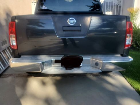 Used 2012 Nissan Frontier SV RWD image 5