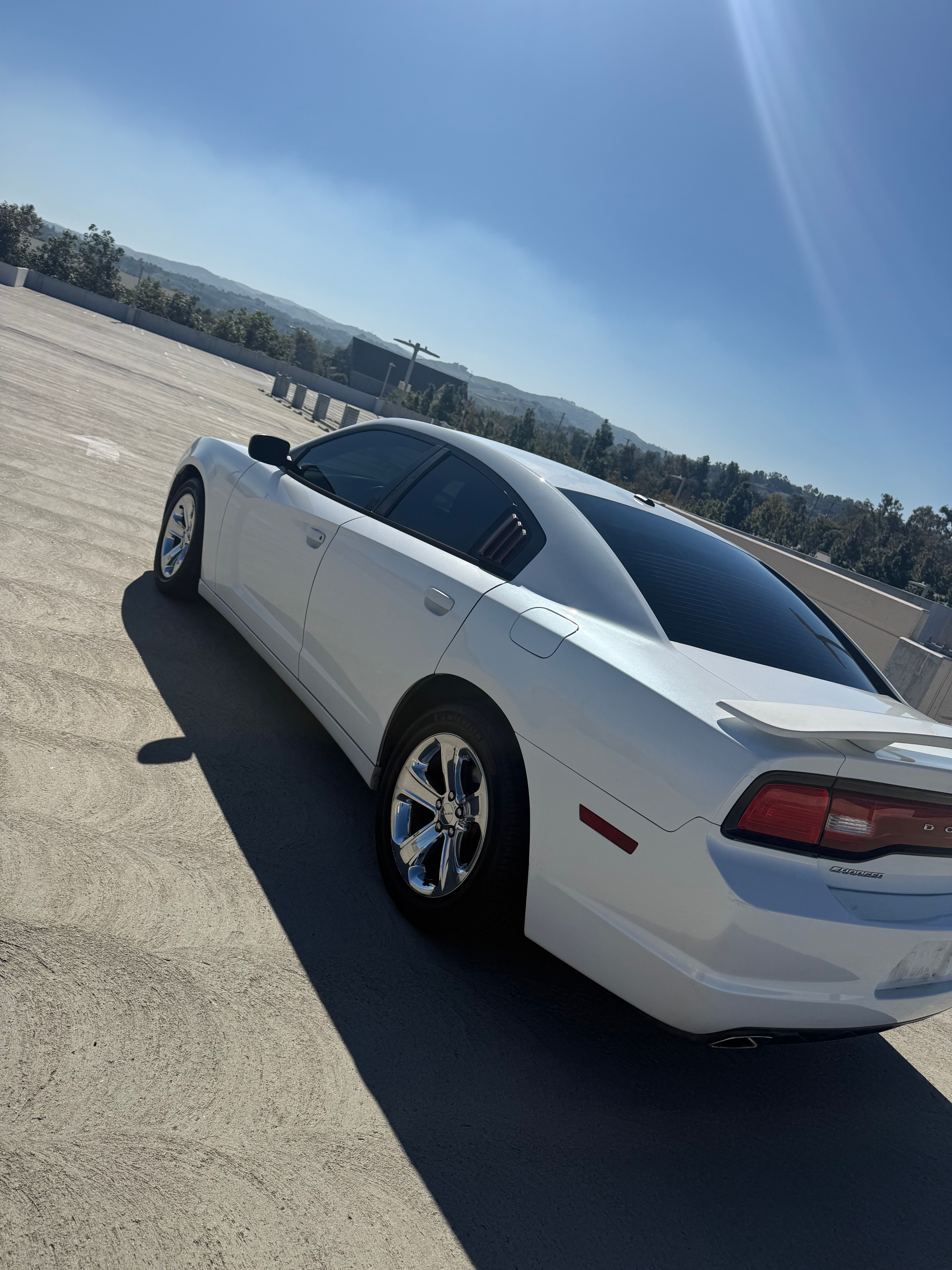 Used 2013 Dodge Charger SE w/ Sport Appearance Group RWD image 4