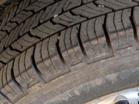 Used 2016 Chevrolet Express 2500 image 4