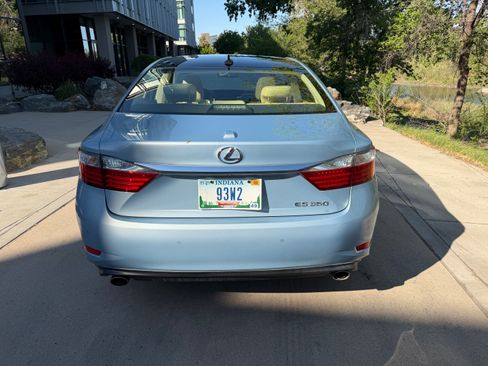 Used 2013 Lexus ES 350 FWD image 6