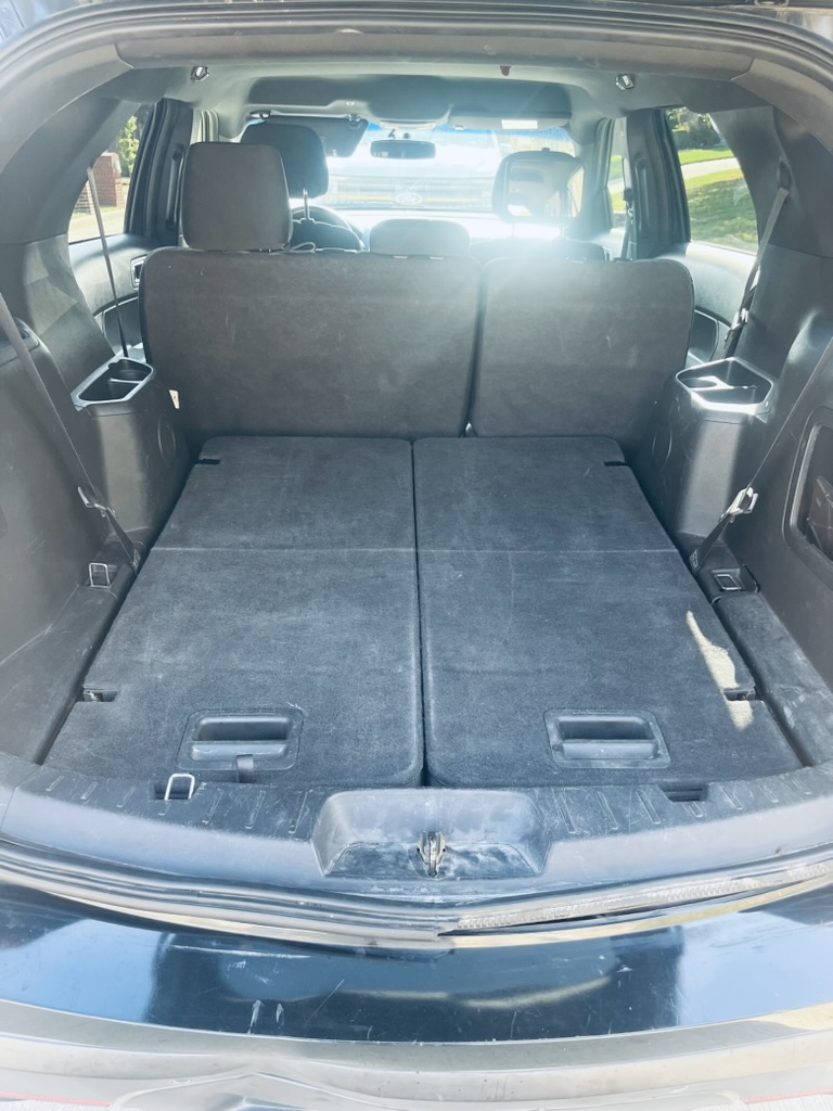 Used 2014 Ford Explorer XLT w/ Equipment Group 201A FWD image 11