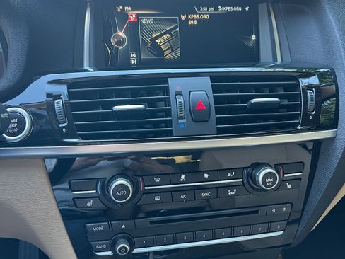 Used 2016 BMW X3 sDrive28i image 14