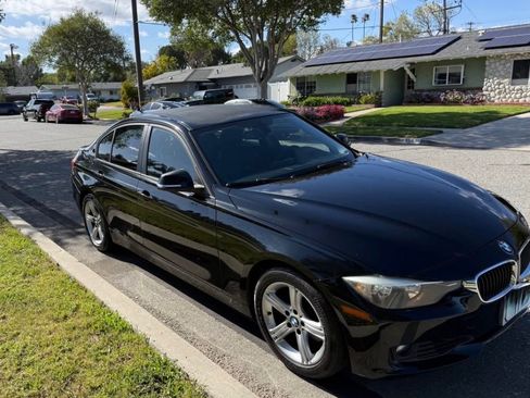Used 2013 BMW 328i Sedan RWD image 2