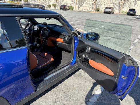 Used 2020 MINI Cooper S FWD image 16