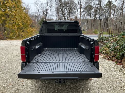 Used 2024 Toyota Tacoma SR5 image 12