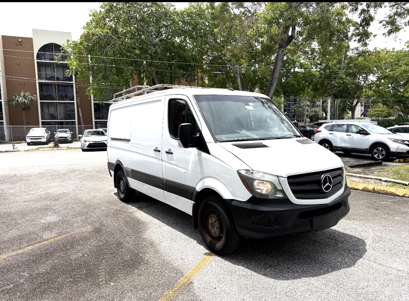 Used 2016 Mercedes-Benz Sprinter 2500 image 6