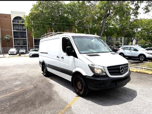 Used 2016 Mercedes-Benz Sprinter 2500 image 6