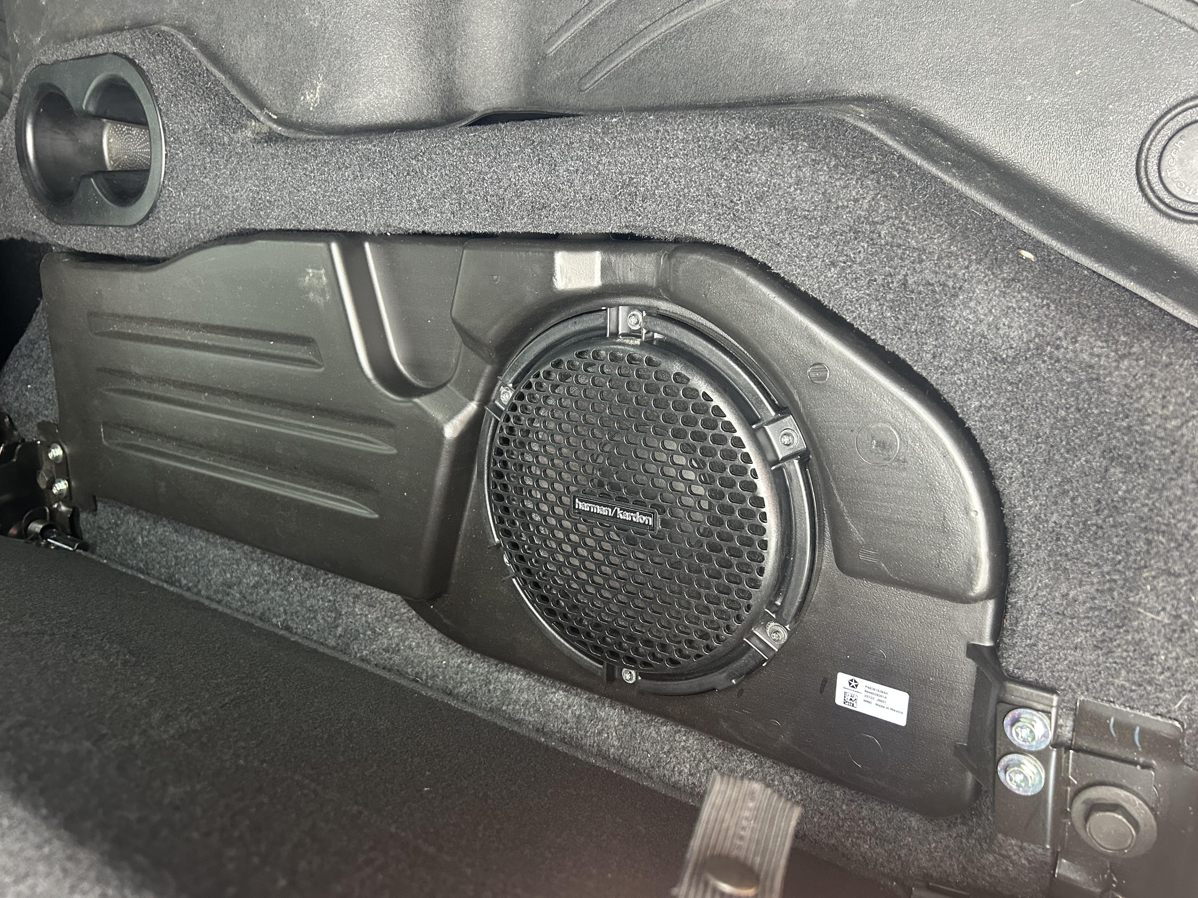 Used 2024 RAM 2500 Laramie w/ Sport Appearance Package AWD/4WD image 6