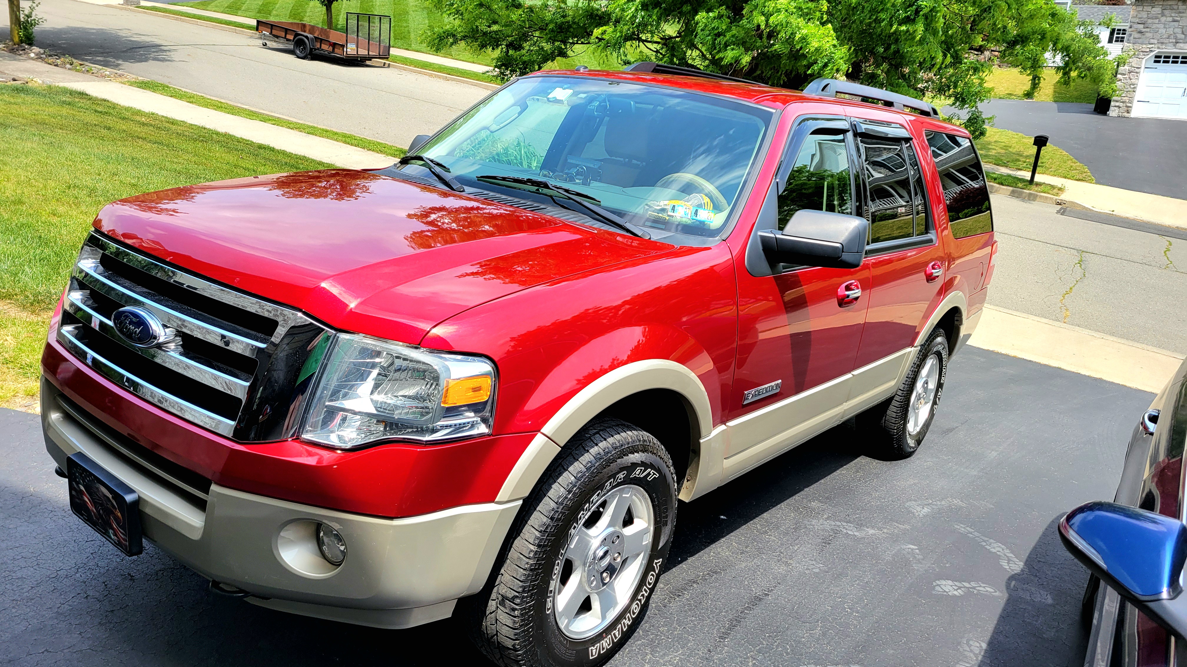 Used 2008 Ford Expedition Eddie Bauer AWD/4WD image 1