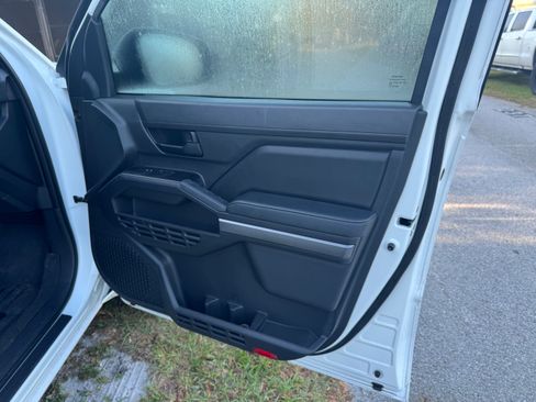 Used 2025 Toyota Tacoma SR5 image 11