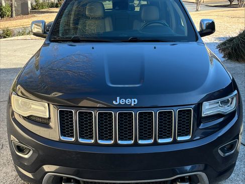 Used 2014 Jeep Grand Cherokee Overland w/ Advanced Technology Group image 2