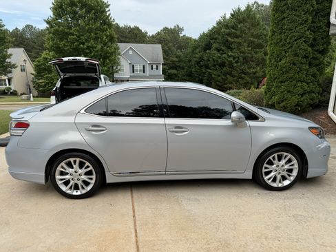 Used 2010 Lexus HS 250h FWD image 2