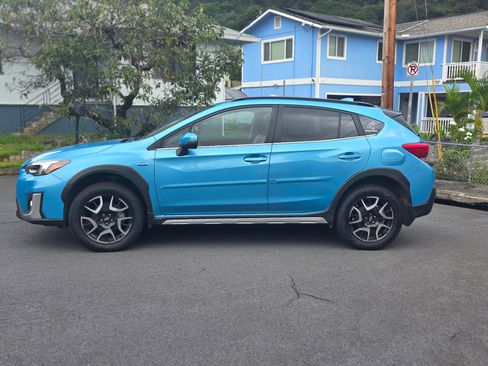 Used 2019 Subaru Crosstrek Hybrid w/ Moonroof Package w/Navigation image 4