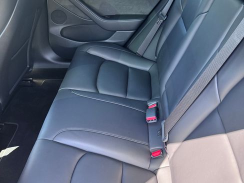 Used 2023 Tesla Model 3 Performance image 18