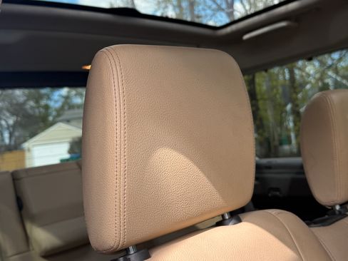 Used 2005 Land Rover LR3 SE AWD/4WD image 6