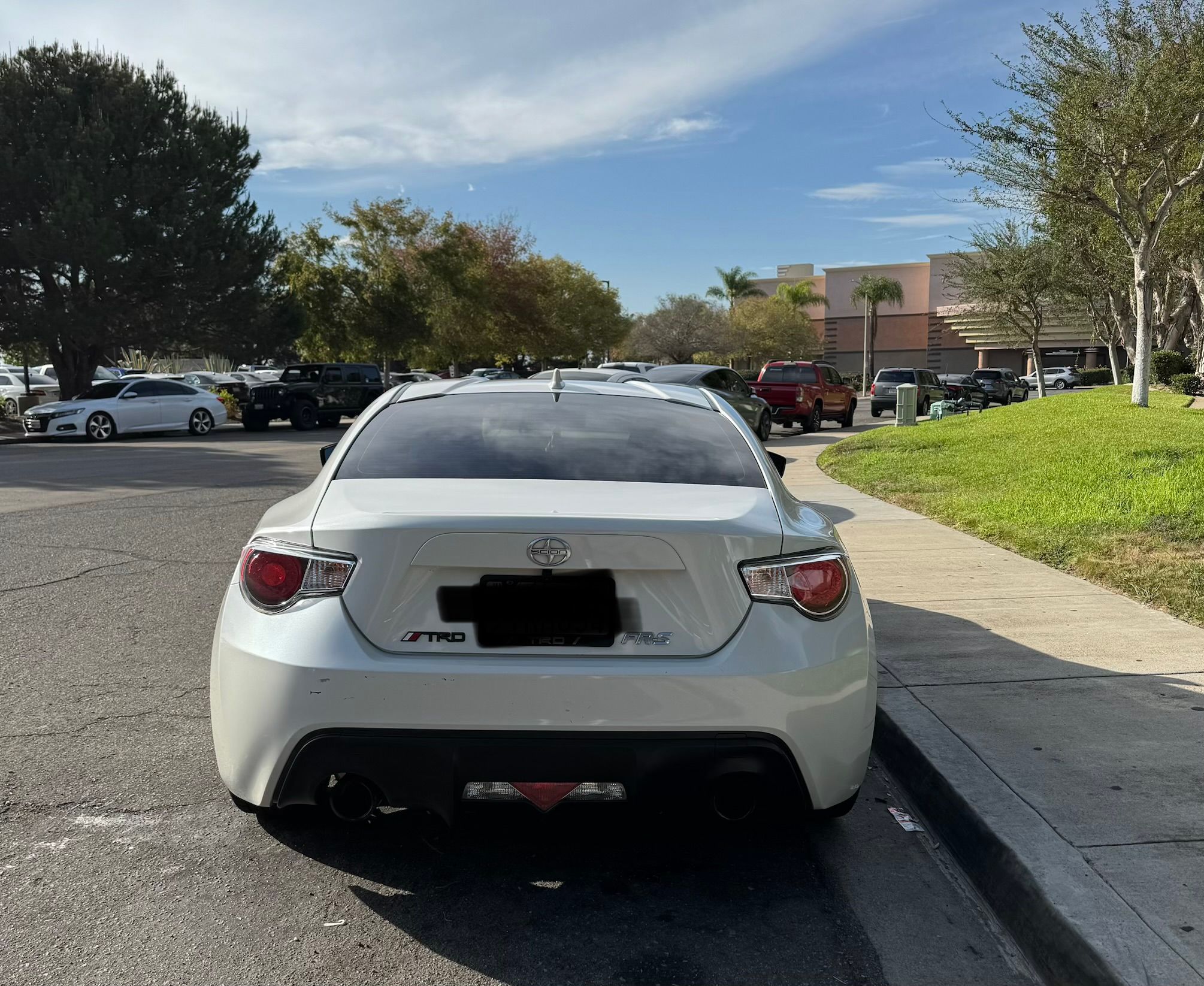 Used 2015 Scion FR-S RWD image 9