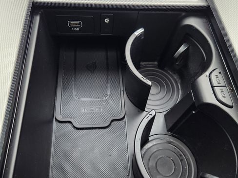 Used 2022 Hyundai Palisade SEL w/ 8P Bench Seat Package image 11