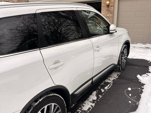 Used 2017 Mitsubishi Outlander SEL image 9