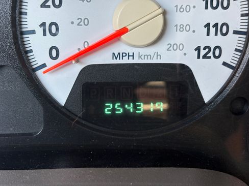 Used 2006 Dodge Ram 1500 Truck Laramie image 14