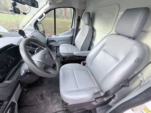 Used 2018 Ford Transit 150 Low Roof w/60/40 Side Door w/R image 14