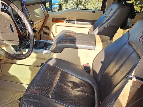 Used 2015 Ford F250 King Ranch w/ FX4 Off-Road Package image 21