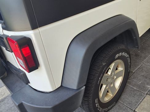 Used 2017 Jeep Wrangler Sport w/ Quick Order Package 24S image 8