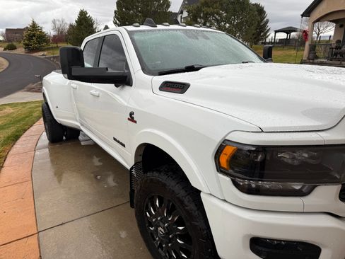 Used 2021 RAM 3500 Limited image 2