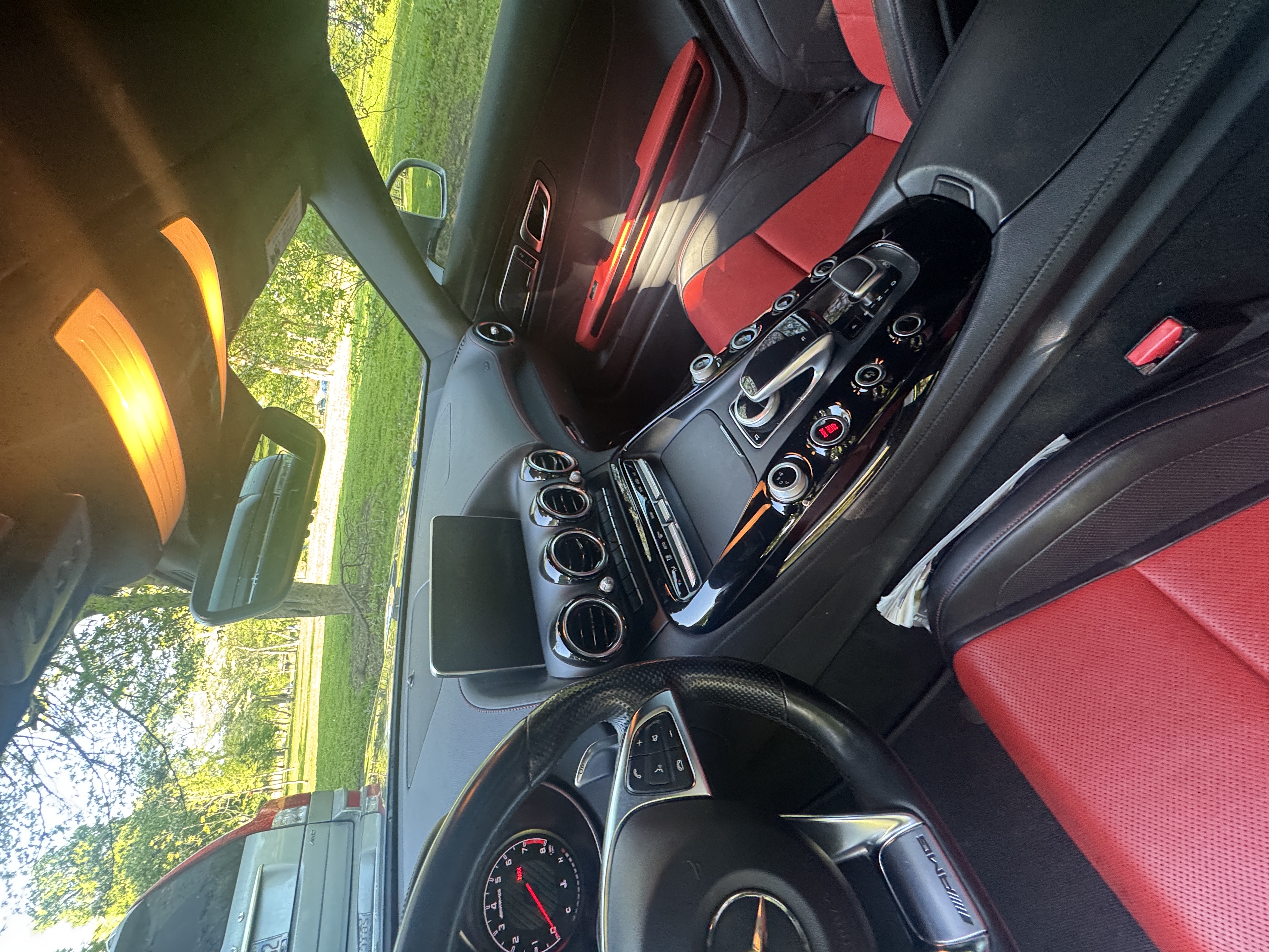 Used 2018 Mercedes-Benz AMG GT Roadster image 11